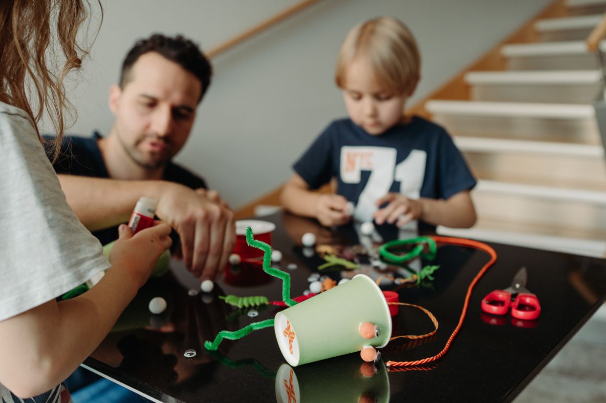 Play is serious, Weekend craft workshops – make your own 